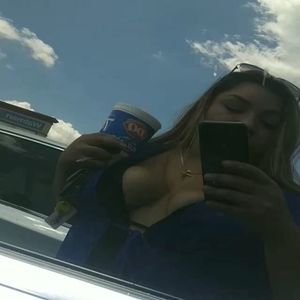 Meet your Posher, Bella